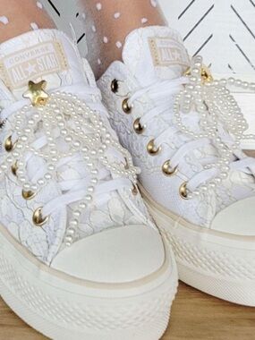 Converse All Star Chuck Taylor, White Pearl-Embellished Low Top Lace sneakers